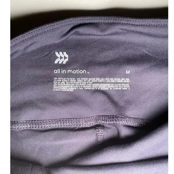 NWT - All in Motion Gray Cropped Yoga Pants - Women's Size M - Picture 11 of 11